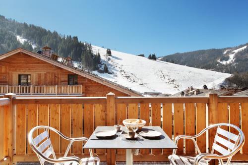 Erkély/terasz, Residence Prestige Odalys Mendi Alde in La Clusaz Erkély/terasz, Residence Prestige Odalys Mendi Alde in La Clusaz