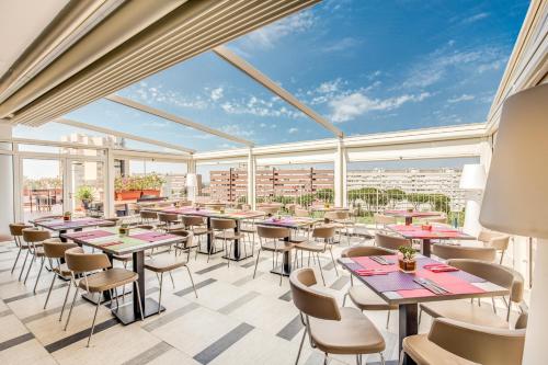 Restaurant, Warmthotel in Eur and Garbatella Restaurant, Warmthotel in Eur and Garbatella