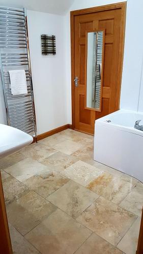 Bathroom, Letterfinlay Lodge House in Letterfinlay Bathroom, Letterfinlay Lodge House in Letterfinlay