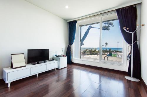 This photo about Pine Beach Hotel shared on HyHotel.com