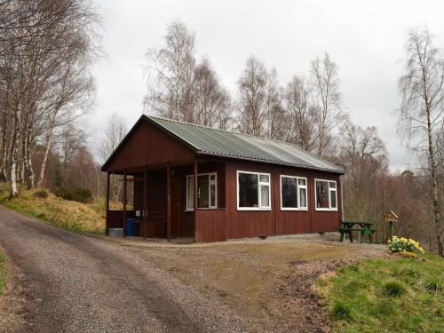 Inngang, Faichemard Farm Chalets in Invergarry Inngang, Faichemard Farm Chalets in Invergarry