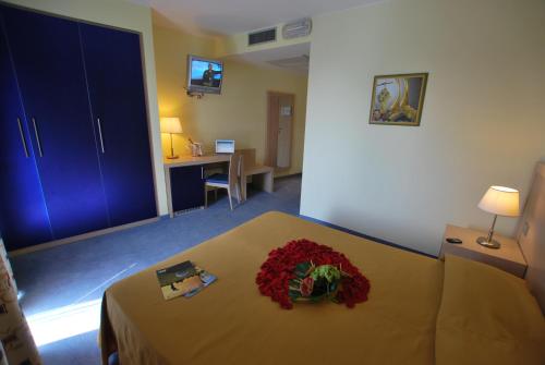 Hotel Cristallo in Ліньяно Hotel Cristallo in Ліньяно
