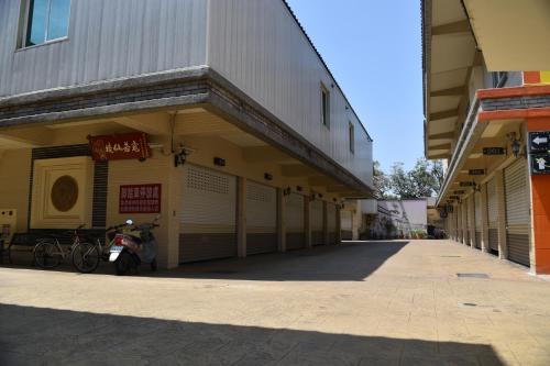 高雄花鄉時尚汽車旅館 - 蓮潭店 (Hua Xiang Motel-Lian Tan) in 左營區 高雄花鄉時尚汽車旅館 - 蓮潭店 (Hua Xiang Motel-Lian Tan) in 左營區
