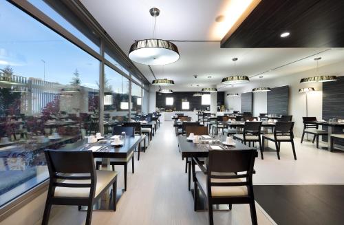 Pub/Lounge, Hotel Eurostars Arenas de Pinto in Pinto Pub/Lounge, Hotel Eurostars Arenas de Pinto in Pinto