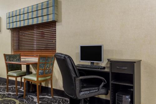 Pusat bisnis, Baymont by Wyndham Billings in Billings (MT) Pusat bisnis, Baymont by Wyndham Billings in Billings (MT)