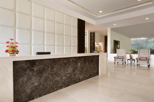 Hành lang, Ramada by Wyndham Jamshedpur in Jamshedpur Hành lang, Ramada by Wyndham Jamshedpur in Jamshedpur
