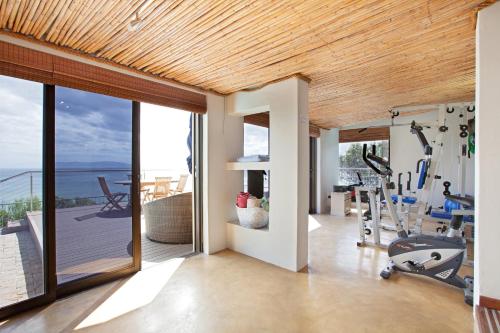 Centro de fitness, Whale Huys Luxury Oceanfront Eco Villa in De Kelders Centro de fitness, Whale Huys Luxury Oceanfront Eco Villa in De Kelders