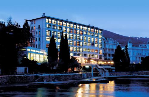 vhod, Remisens Hotel Kristal in Opatija vhod, Remisens Hotel Kristal in Opatija