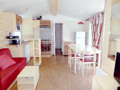 Bungalows soit en 3 ou 4ch - jusqu'a 18 voyageurs - mh732 3ch ou mh828 4ch Biscarrosse Lake-proche o in Gastes Bungalows soit en 3 ou 4ch - jusqu'a 18 voyageurs - mh732 3ch ou mh828 4ch Biscarrosse Lake-proche o in Gastes