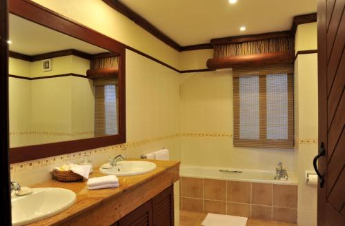 This photo about Kilaguni Serena Safari Lodge shared on HyHotel.com