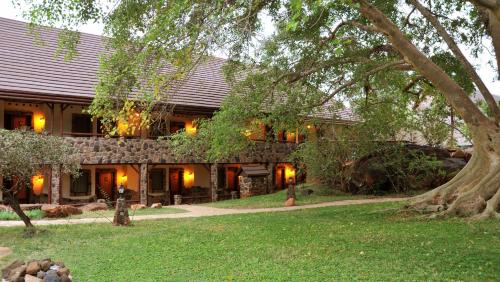 This photo about Kilaguni Serena Safari Lodge shared on HyHotel.com