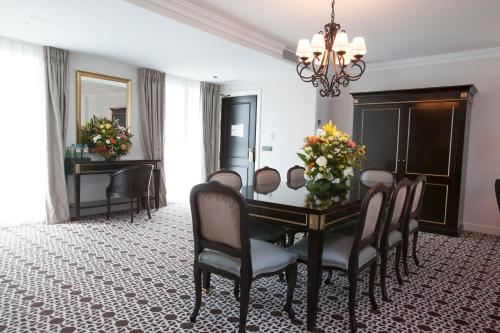 Einrichtungen, Palm Camayenne in Conakry Einrichtungen, Palm Camayenne in Conakry