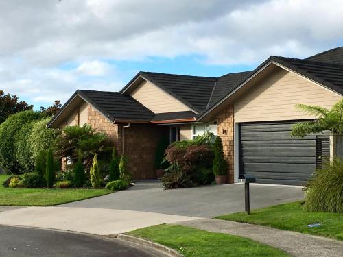 Quiet cul de sac stay
Quiet cul de sac stay