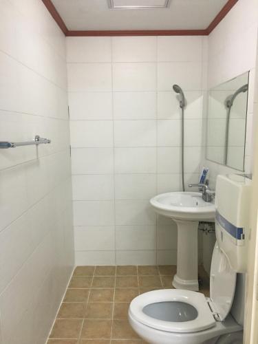 This photo about Arirang Resortel shared on HyHotel.com