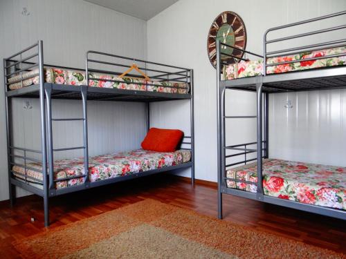 Sherlock Holl Hostel in Pervorechensky Sherlock Holl Hostel in Pervorechensky