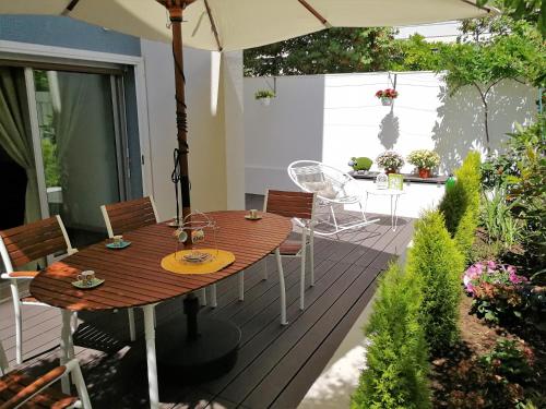 This photo about Rainbow House shared on HyHotel.com