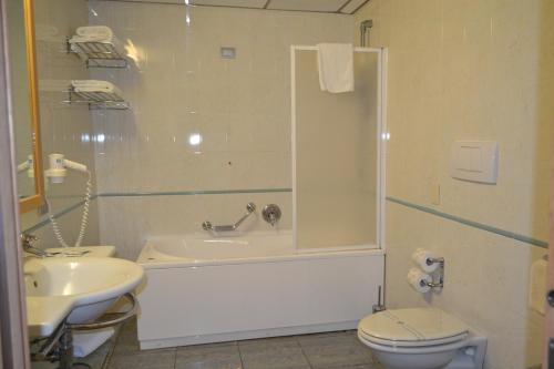 This photo about Marina Palace Hotel & Congress Hall shared on HyHotel.com