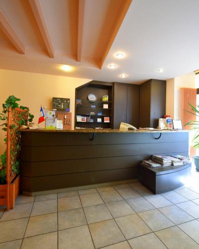 Előcsarnok, Logis Hotel Saint Jacques in Valence Előcsarnok, Logis Hotel Saint Jacques in Valence