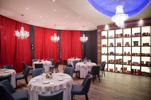 宴会厅, SL Industry Hotel in 特雷比涅 宴会厅, SL Industry Hotel in 特雷比涅