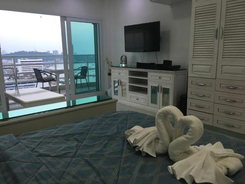 This photo about Beach Road Luxury Studio shared on HyHotel.com