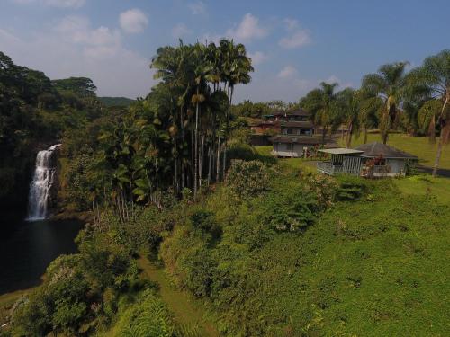 在meiguo.com看到的库拉尼亚皮亚瀑布宾馆的介绍图片