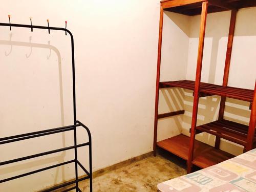 Puliyan-kulama Bungalow
Puliyan-kulama Bungalow