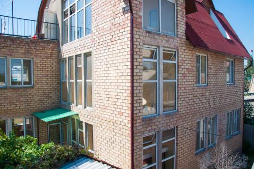 Фасада на хотела, Sakura Guesthouse in Бишкек Фасада на хотела, Sakura Guesthouse in Бишкек
