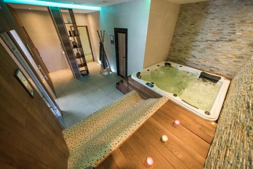 سبا, Hotel Mons in Sloboda سبا, Hotel Mons in Sloboda