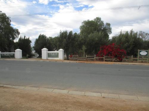Pemandangan, Van Rhyn Guest House in Vanrhynsdorp Pemandangan, Van Rhyn Guest House in Vanrhynsdorp