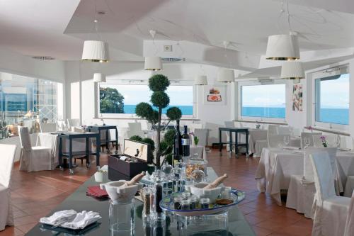 Restaurant, Hotel Villa Domizia in Porto Santo Stefano Restaurant, Hotel Villa Domizia in Porto Santo Stefano