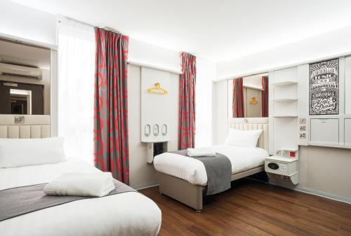 포인트 A 호텔 런더 쇼어디치 (Point A Hotel London Shoreditch) near 런던박물관 포인트 A 호텔 런더 쇼어디치 (Point A Hotel London Shoreditch) near 런던박물관