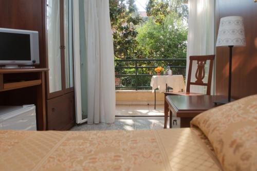 Facilities, Hotel Antico Acquedotto in Rome East Facilities, Hotel Antico Acquedotto in Rome East