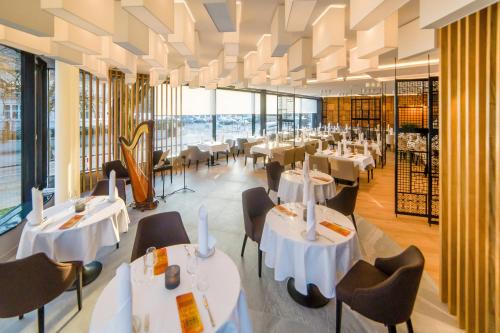 Restaurante, Hotel New Skanpol in Kolobrzeg Restaurante, Hotel New Skanpol in Kolobrzeg