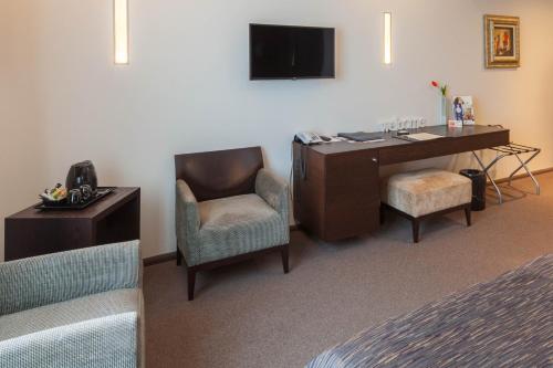 This photo about Best Western Hotel Nobis Eindhoven-Venlo A67 shared on HyHotel.com
