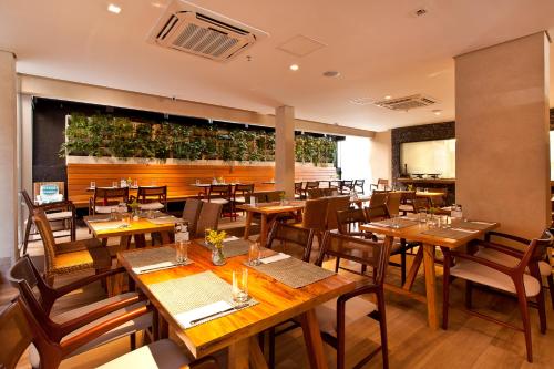 Banquet hall, eSuites Savassi Toscanini in Belo Horizonte Banquet hall, eSuites Savassi Toscanini in Belo Horizonte