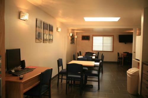 Restaurant, Black Canyon Motel in Montrose (CO) Restaurant, Black Canyon Motel in Montrose (CO)
