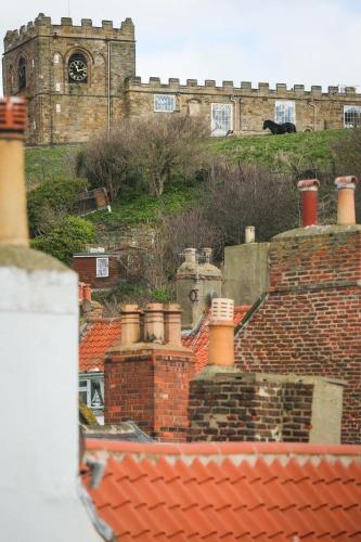 View, Cobbleview Rooms in Whitby City Center View, Cobbleview Rooms in Whitby City Center