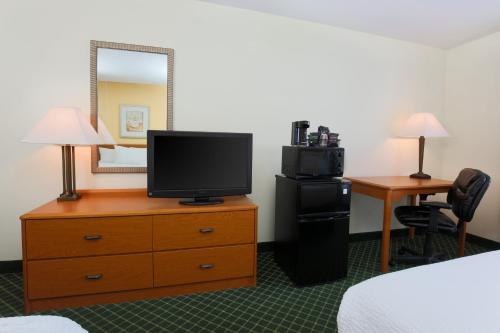 This photo about Wingate by Wyndham Zanesville shared on HyHotel.com