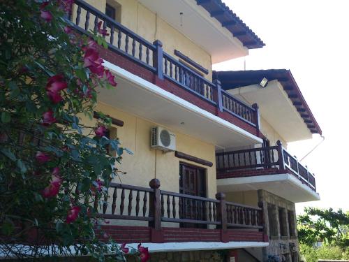 Bejárat, Hotel Polydrosos in Polydrosos Bejárat, Hotel Polydrosos in Polydrosos