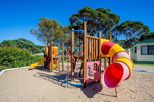 兒童遊樂場, Big4摩拉雅頭東方海豚海灘假日公園酒店 (Big4 Moruya Heads Easts Dolphin Beach Holiday Park) in 莫魯亞 兒童遊樂場, Big4摩拉雅頭東方海豚海灘假日公園酒店 (Big4 Moruya Heads Easts Dolphin Beach Holiday Park) in 莫魯亞