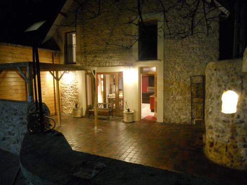Balcony/terrace, Gite La Nuit Etoilee chez Champagne Mathelin in Isles-les-Villenoy Balcony/terrace, Gite La Nuit Etoilee chez Champagne Mathelin in Isles-les-Villenoy