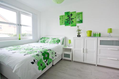Gala Rooms Homestay - Free Parking in Danderhall Gala Rooms Homestay - Free Parking in Danderhall