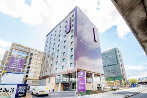 This photo about Premier Inn London Brentford shared on HyHotel.com