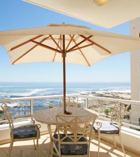 This photo about Bantry Beach Luxury Suites shared on HyHotel.com