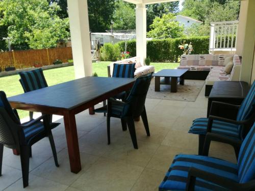 Сад, Riverside Guesthouse in Чапліна Сад, Riverside Guesthouse in Чапліна