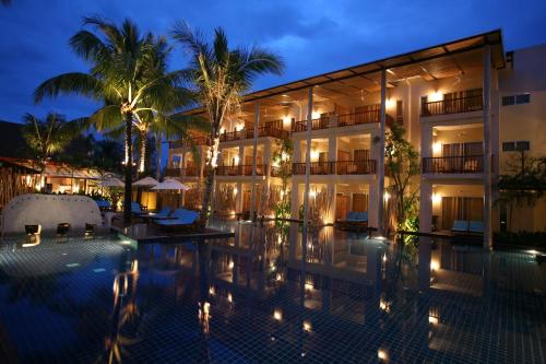 アヤラ ヴィラズ16