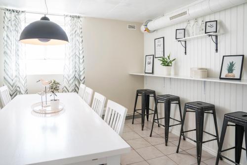 Kitchen, Halmstad Hotell & Vandrarhem Kaptenshamn in Halmstad Kitchen, Halmstad Hotell & Vandrarhem Kaptenshamn in Halmstad