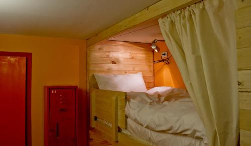 This photo about 12:12 Hostels shared on HyHotel.com