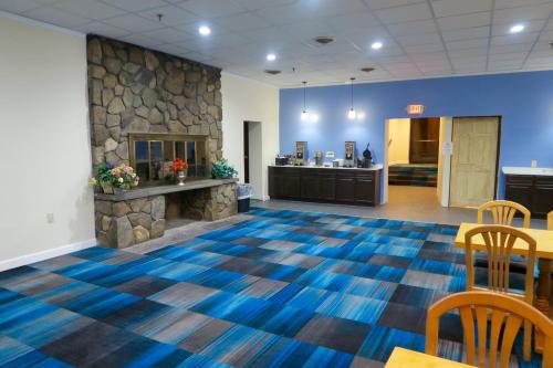 Days Inn by Wyndham Lincoln in Lincoln (NH) Days Inn by Wyndham Lincoln in Lincoln (NH)