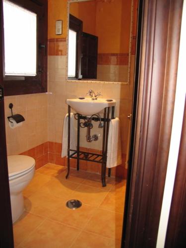 This photo about El Soto de Roma shared on HyHotel.com